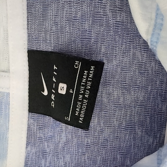 Nike Dri Fit Tie Dye Hoodie - Picture 7 of 9